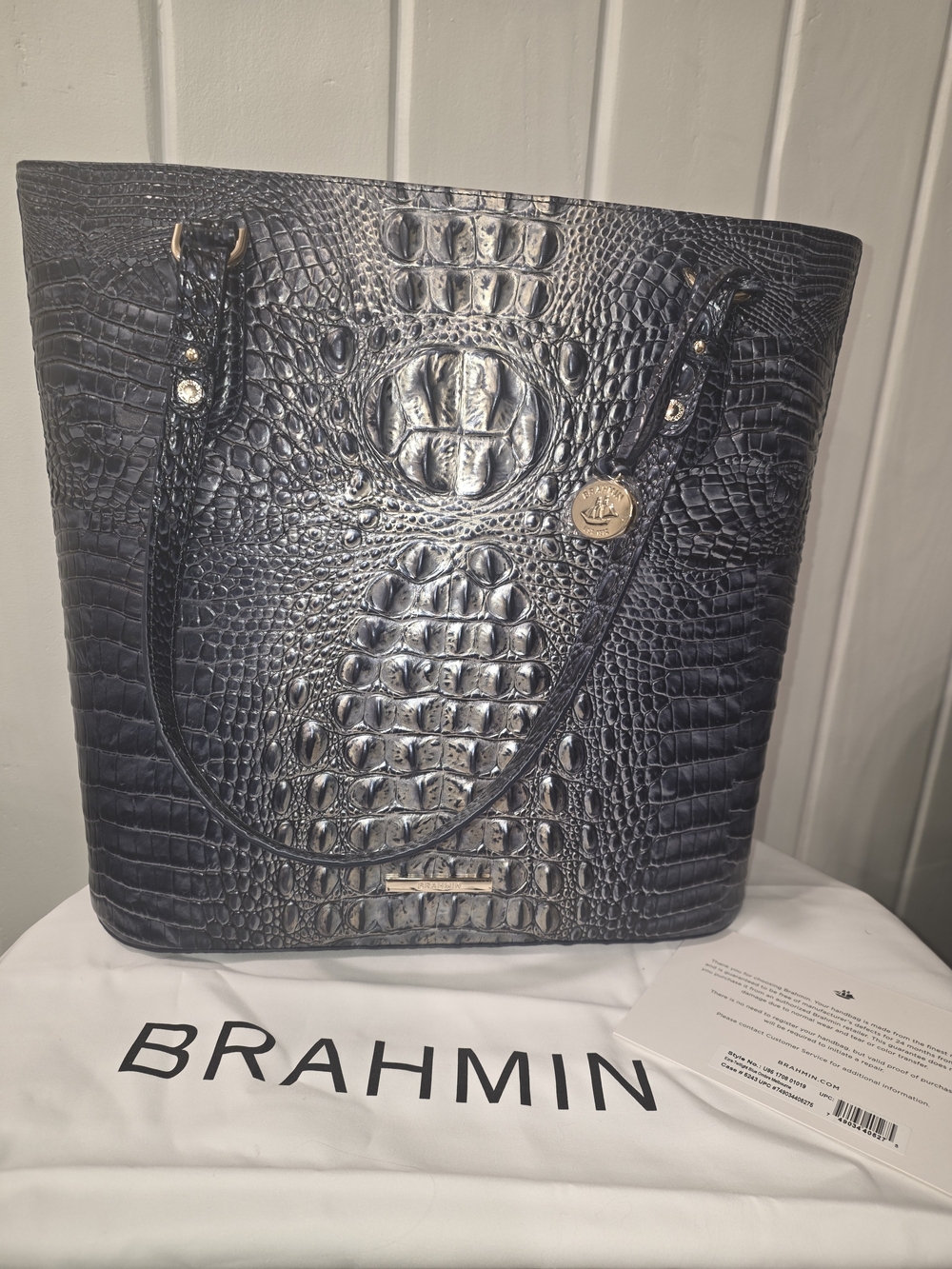 NWOT Brahmin Ezra tote in Blue Twilight Ombre